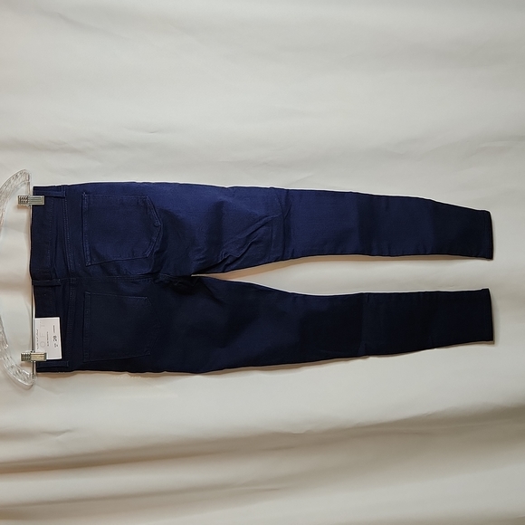 NWT LOFT Slim pockets dark indigo denim leggings Size 6P/28 - Picture 9 of 9
